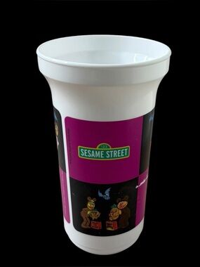 Vintage 2004 Sesame Street Halloween Plastic Promo Cup Mrs Fields Cookies Zoe